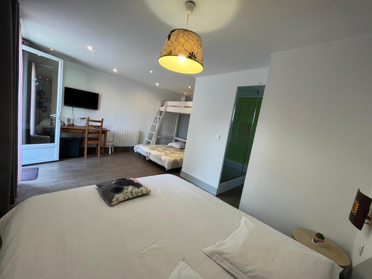 Chambres d'Hôtes Poirier Bazin Montry Extérieur photo